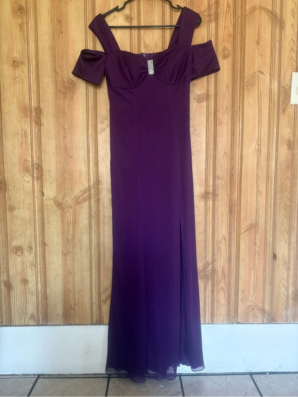 Azazie Elegant Purple Off Shoulder Evening Gown Maxi Formal Dress Wedding Guest” - Picture 2 of 14